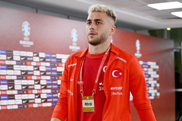 Karadenizli ve İkizler burcu tam bir red flag, Barış Alper’i görene kadar olmaz derdim. Sizce hangi erkekle olur?