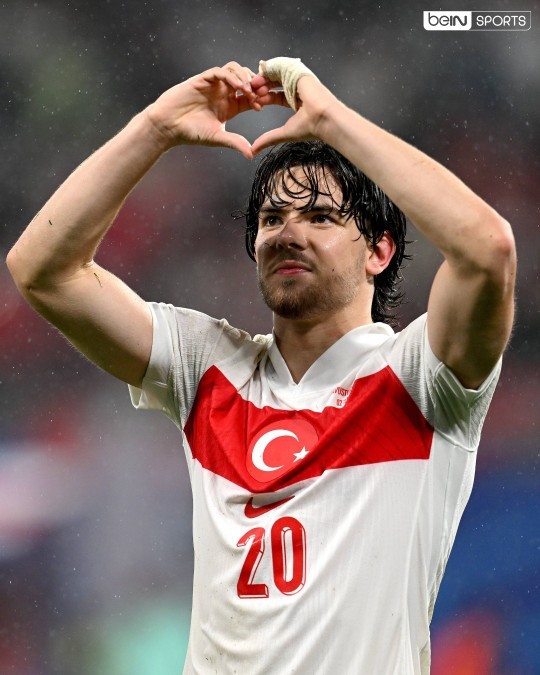 Sizce milli takımdaki en yakışıklı oyuncu hangisi?