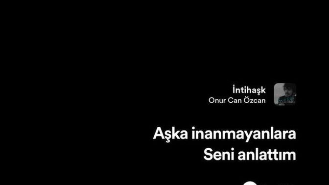 Bütün şarkılarını dinlerim dediğiniz şarkıcı kim?