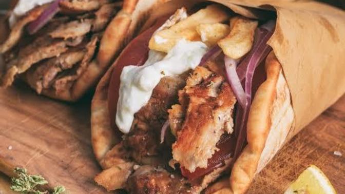 Gyros, döneri pataklar. Haksız mıyım?