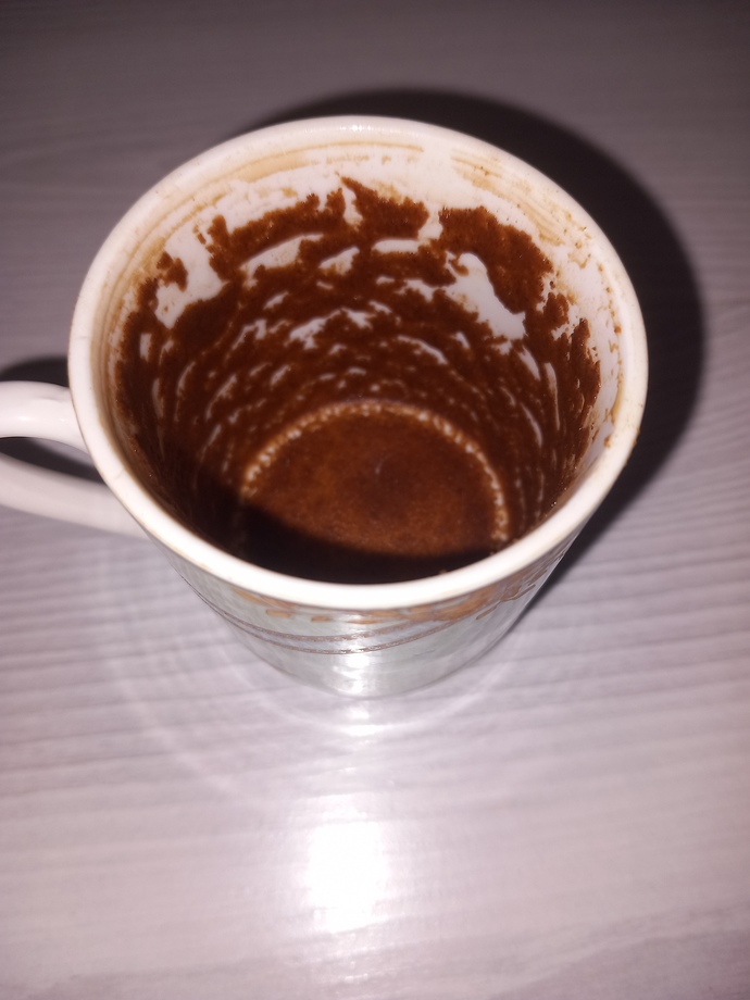 Beyler kahve falima bakar misiniz?