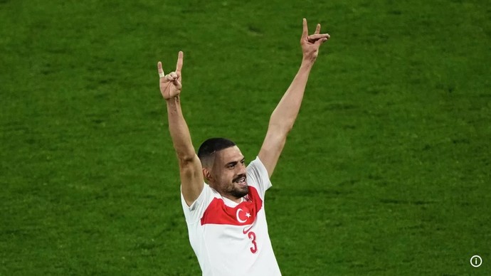 Bu resim, yerli yabancı tüm düşmanlara küfür olmuştur. 