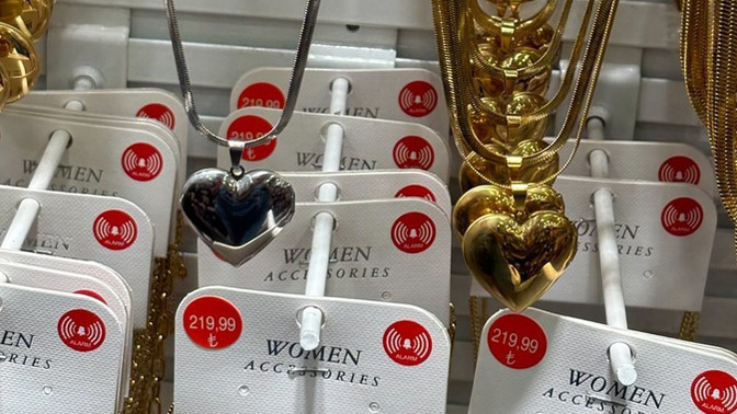 Bu kolyenin hangi rengini tercih ederdiniz?
