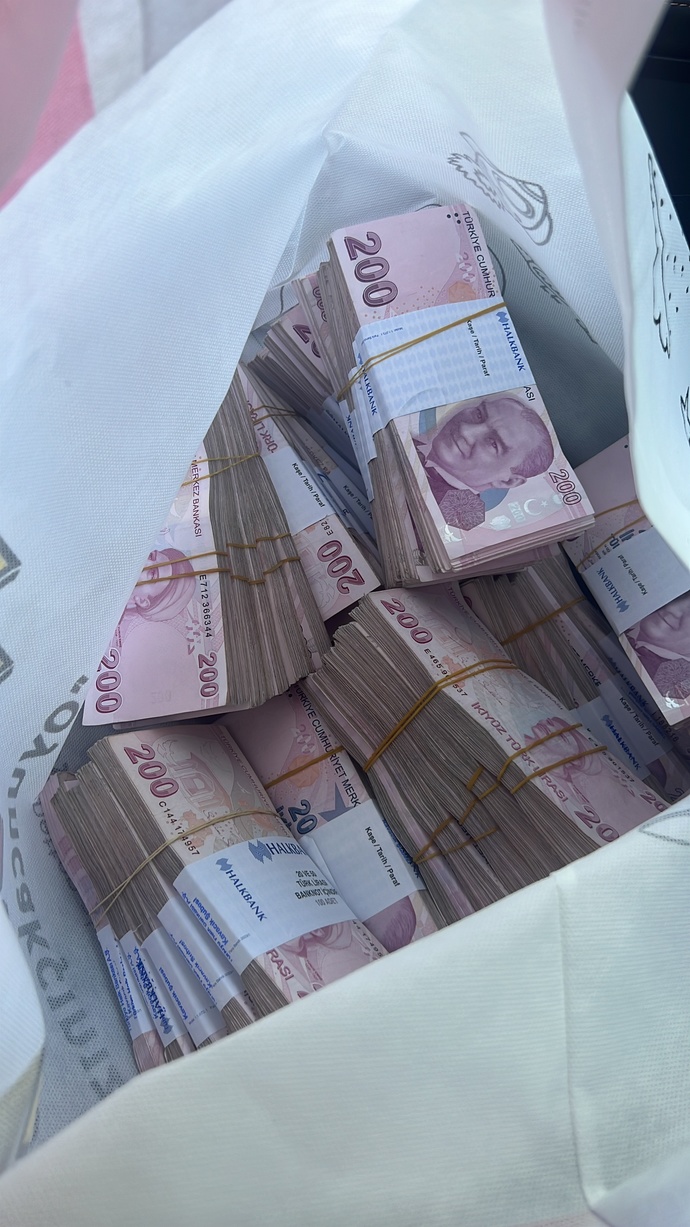 Para kokusunu seviyor musunuz?