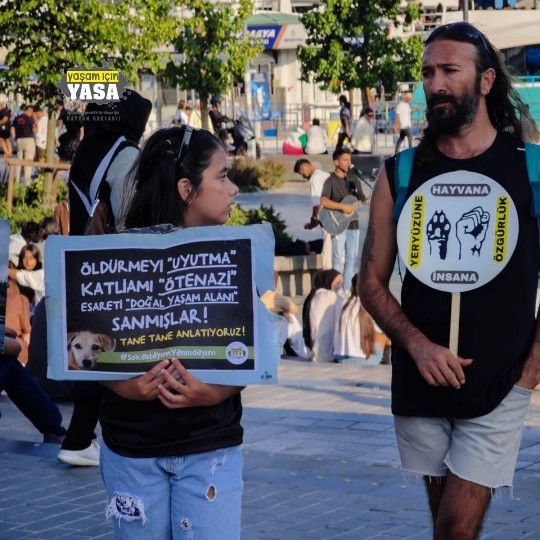 Hayvan sevgisi olmayan insanlar hakkında ne düşünüyorsunuz?