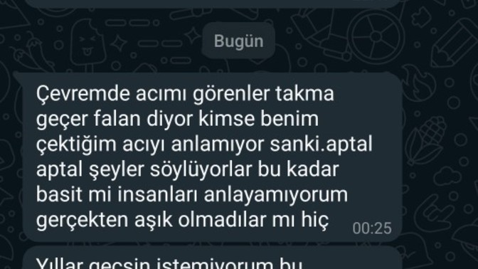 Beni aldatan eski sevgilimin mesajladını nasıl yorumlarsınız?