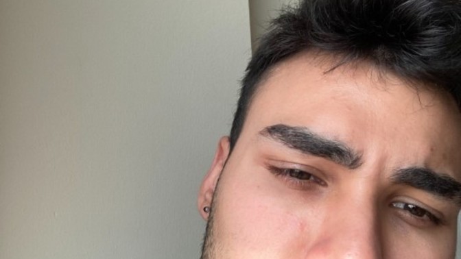 Sizce oyunculuk eğitimi için hangisi iyi bu tipten oyuncu olur mu?