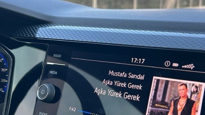 Araba kullanırken en çok hangi tür müzikler dinlersiniz?
