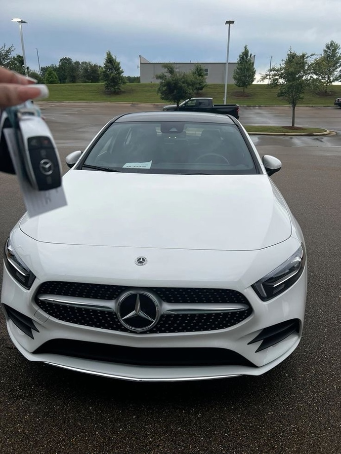 BMW mi Mercedes mi?