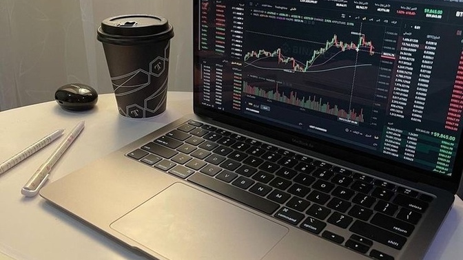 Borsa Yatırımı Yaparken Dikkat Edilmesi Gereken Stratejiler ve Analiz Yöntemleri Nelerdir?