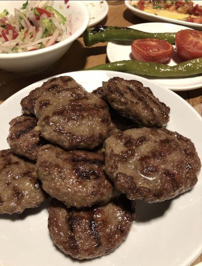 Evde köfte yapmak zor mudur?