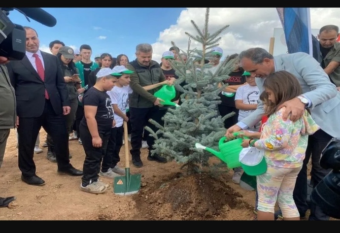 Sitenin çapkın üyesi @Ahmet373737 MASTER olmuş yok mu bi tebrikler? Ahmet başarılarının damına çam dikeyim canım arkadaşım 🤗🤗?