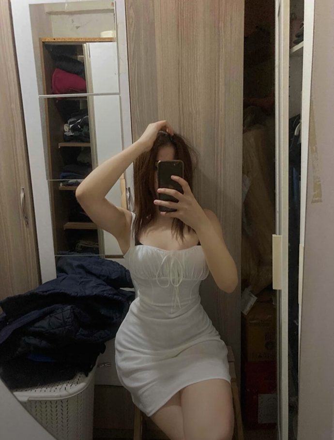 Yeni aldığım elbisem güzel mi, nasılım?