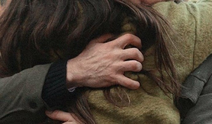 Sabahtan beri agliyorum, filmlere ve diziler sizi duygulandırır mi?