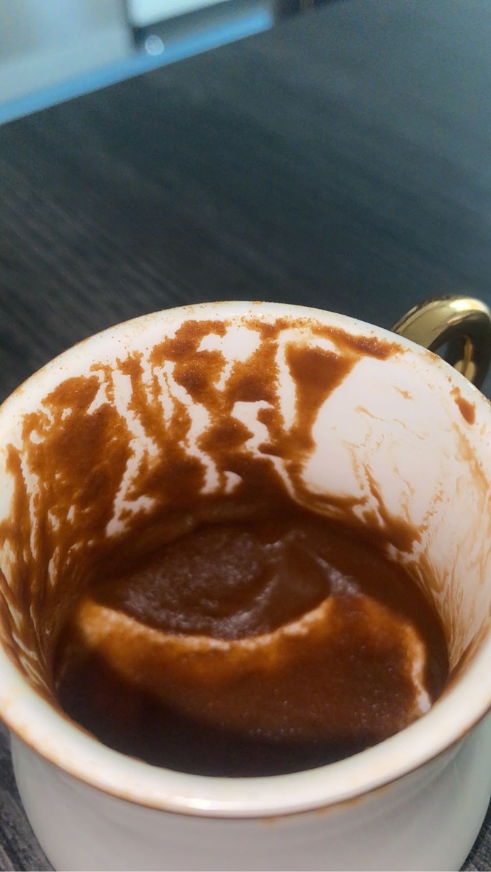Arkadaşım fal bakıcam dedi bakmadı siz bakabiliyor musunuz?