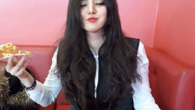 Yemek yerken nasıl bir duygu içindesiniz 💗😃?