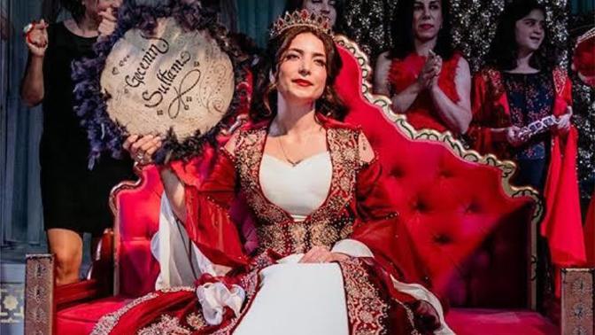 Kınada gelinler ağlamak zorunda mı?