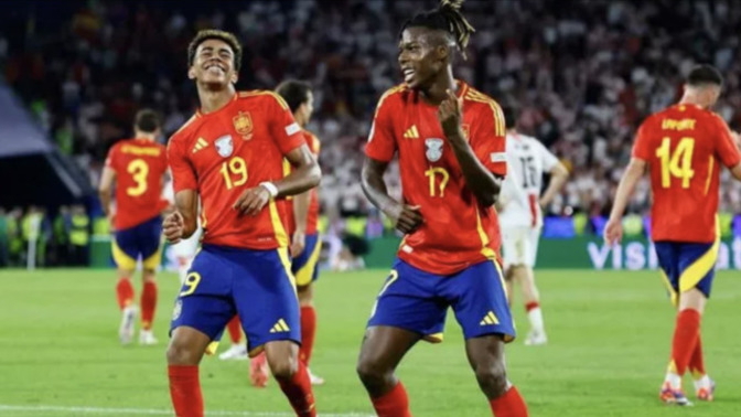 #EURO2024 finalinde şampiyon İspanya oldu. Maçı nasıl buldunuz?