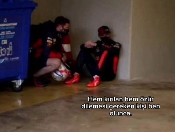 Böyle bir durumda özür diler misiniz?