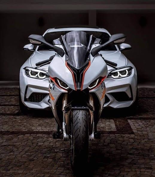 Motorcu musunuz arabacı mı?