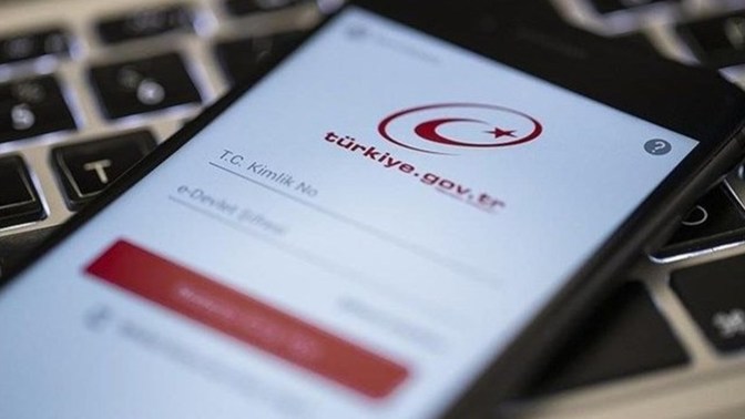 Biriyle sevgili olmadan e-Devlet'ten medeni durumuna bakar mısınız?