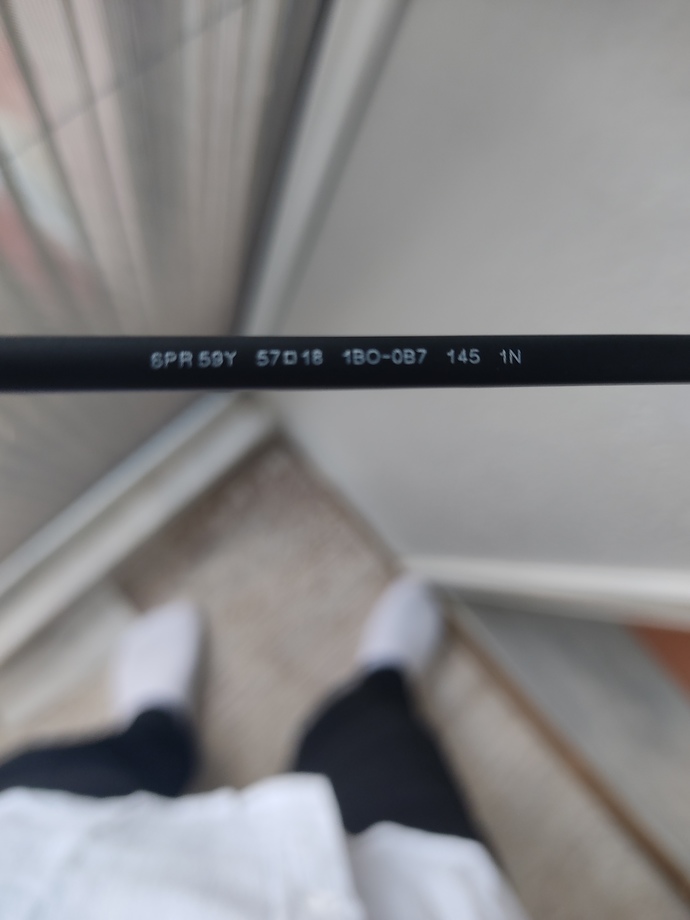 Prada spr59 gözlük aldım orjinal mi değil mi nasıl anlarım ( gözlük zengin bir arkadaşımdan ikinci el olarak faturasız alındı )?