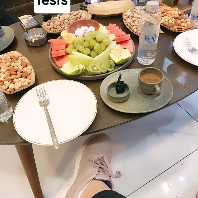 KızlarSoruyor da hangi üye ile kahve içmek ister siniz?