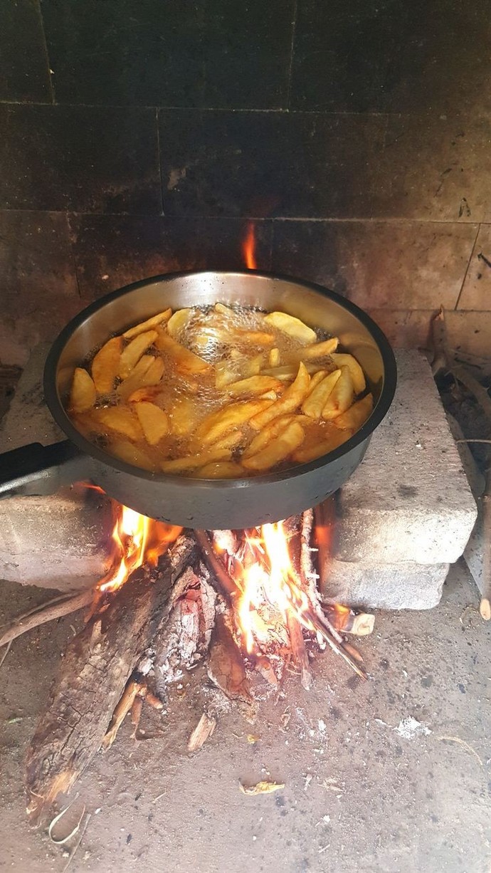 Ateşte fokur fokur yağda kızarmış halini severiz😌