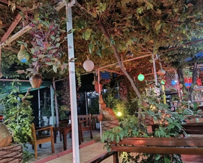 Güzel Sohbeti ile Gecenizi aydınlatmasını dilediğiniz Üyeler var mı KS Canlar?