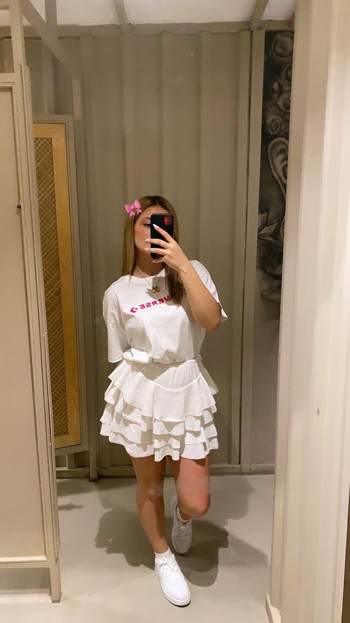 Size en çok hangi renk yakışır ❤️🤍?