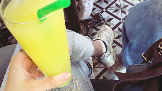 Kime limonata ısmarlayayım?