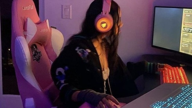 Tek oyunculu oyunları mı yoksa çok oyunculu oyunları mı tercih edersiniz?