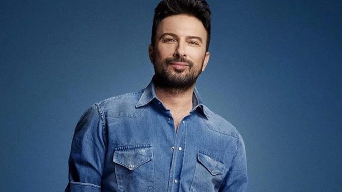 51 yaşındaki Tarkan: "Yıllardır küpe takmıyordum ama içimden bir ses '51 kulağına küpe olsun, tak' dedi. Ne düşünüyorsunuz?