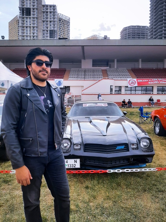 Uzun erkekler daha çekici ama?