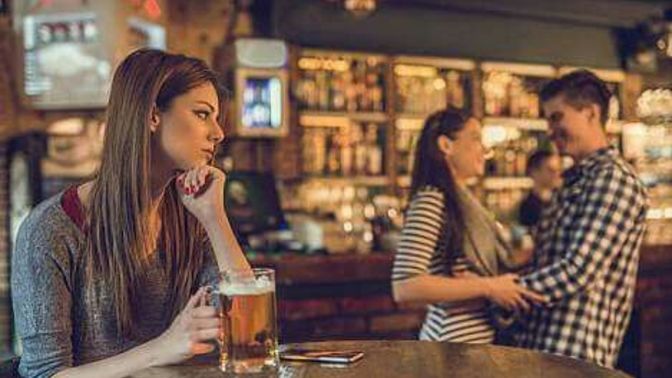 Sevgilin tarafından aldatılmak mı yoksa terk edilmek mi kötüdür?