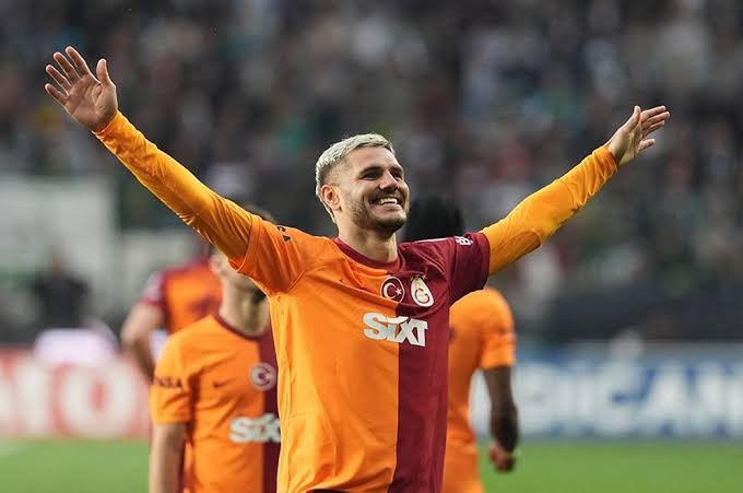 İcardi mi Gomez mi?