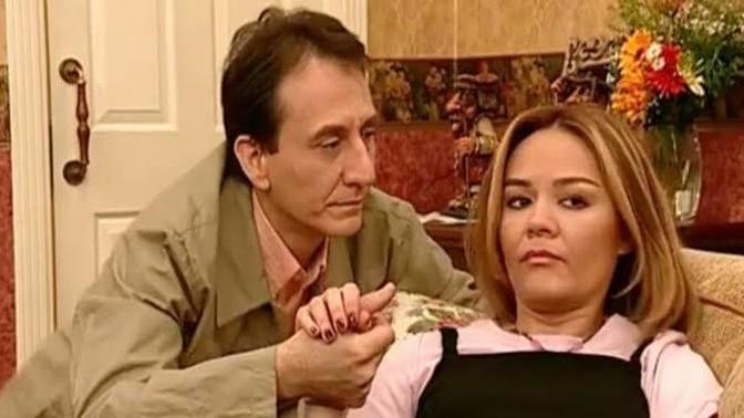 Kız arkadaşlarından korkan ve onlar istedi diye başka bir kızı takipten çıkaran erkeğe ne denir?