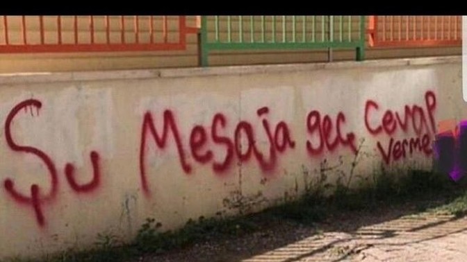 Hayatınızda mesajınıza bilerek geç cevap veren ver mı?
