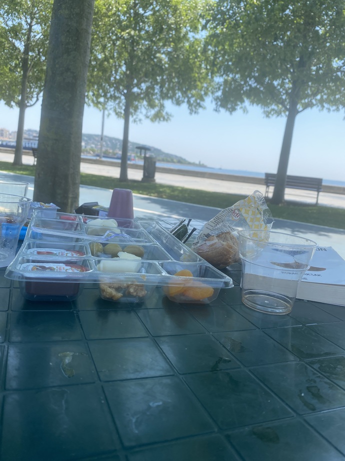 Pazar kahvaltısı evde mi, dışarıda mı güzel oluyor?