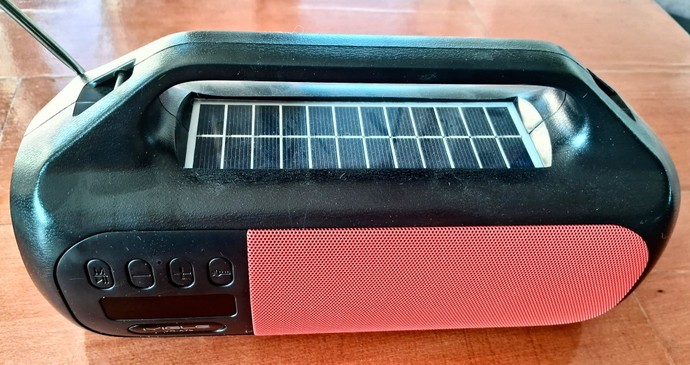 Radyo dinlemek eskide mi kaldı?