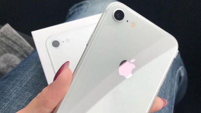 2024'de yenilenmiş iPhone 8 alınır mı?