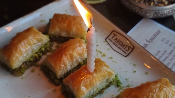 Hayatı gelişine yaşamak mı, özenmek mi?