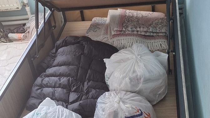 Kilitli kalan baza kapağı acil yardım?