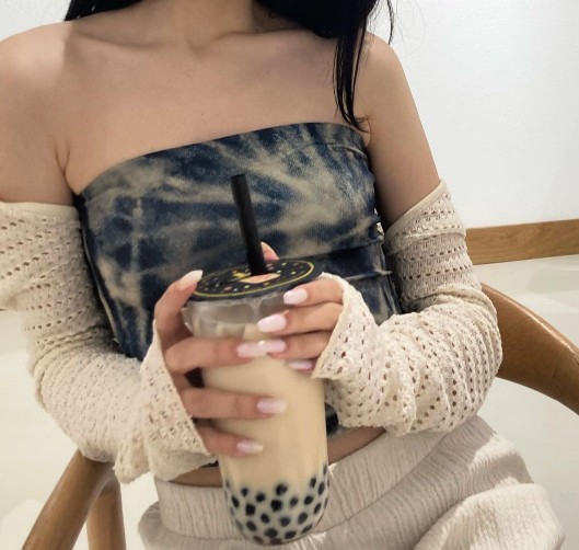 Napıyorsunuzzz , ben kahve içiyorum sizde gelin sizede kahve ısmarlayayım💅☕?