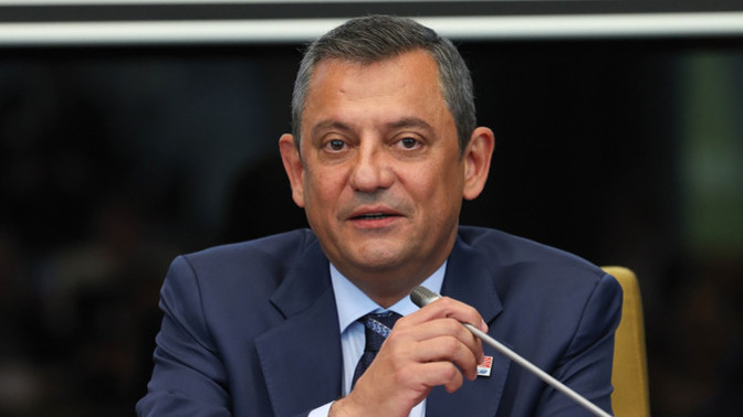 Özgür Özel, Cumhurbaşkanı Erdoğan'a seslendi, kendine güveniyorsan gel erken seçime gidelim dedi! Erken seçim olmalı mı?