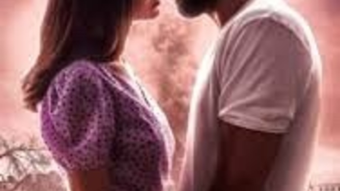 Arkadaşlar netflix romantik bir film arıyorum. Aşk filmi olsun önerir misiniz?