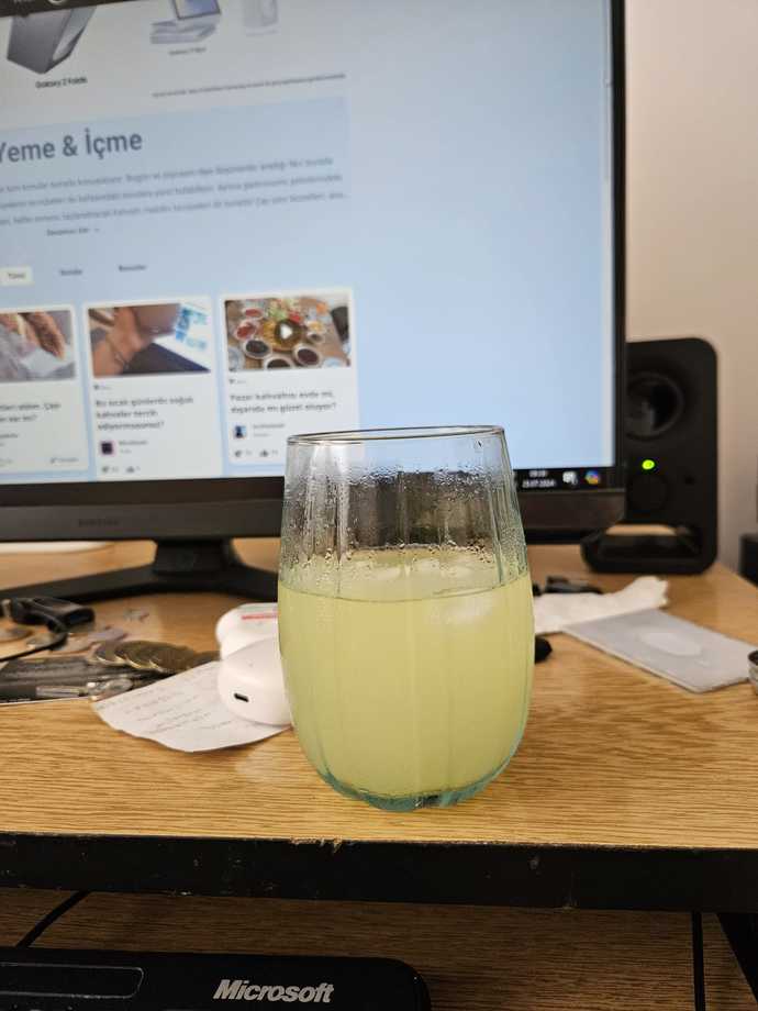 Sabah sabah buz gibi limonata içmek kadar serinletici ne olabilir?