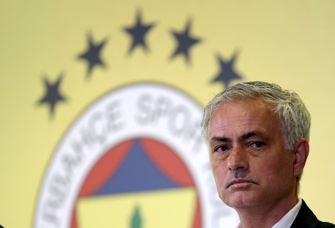 Mourinho galibiyetle başladı! Sizce Fenerbahçe bu sefer şampiyon olabilecek mi?