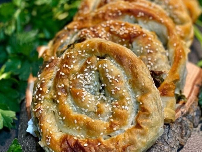 Ispanaklı krep VS ıspanaklı börek! Senin favorin ilk önce hangisi 😋👌?
