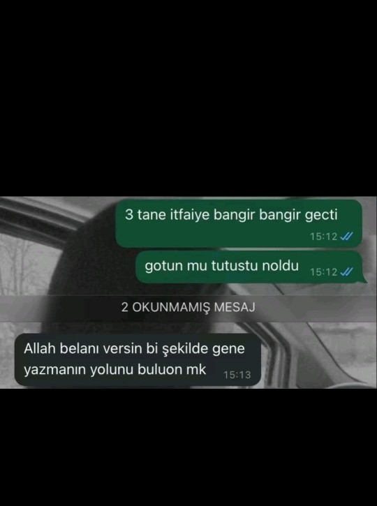 Eski sevgiline tek bir mesaj atmaya mecbursun. Ne yazarsın?